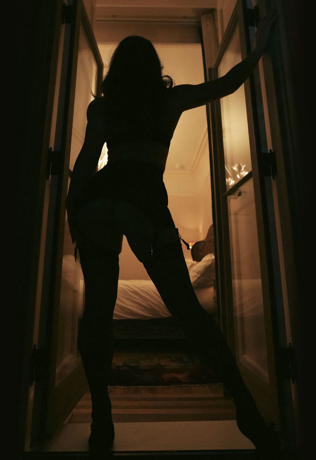 MISTRESS MIRA DIVINA